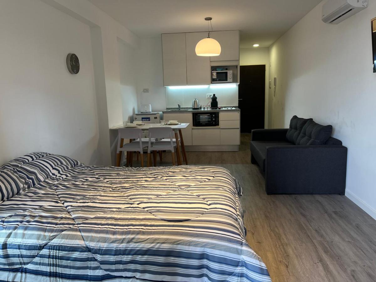 Apartment Premium - Vincent V G Rosario