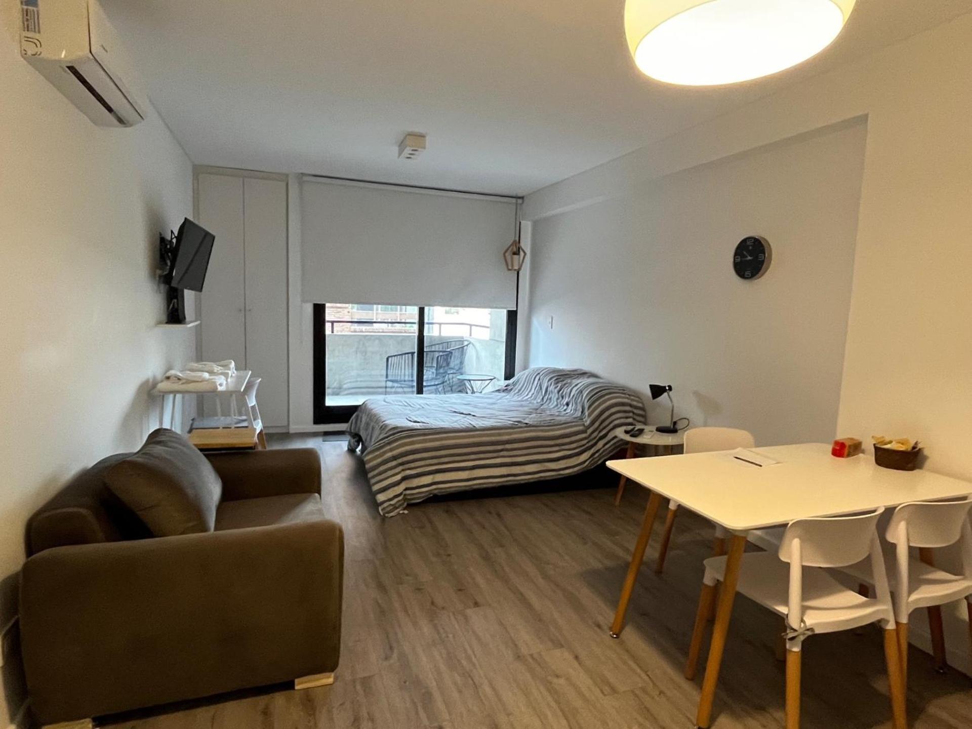 Premium - Vincent V G Apartment